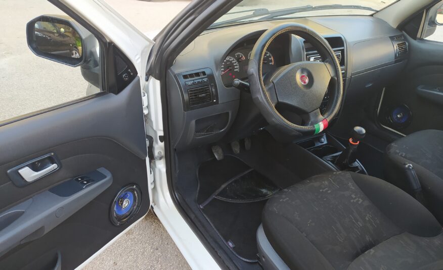 FIAT STRADA 1.3Cc MJT AUTOCARRO 2010