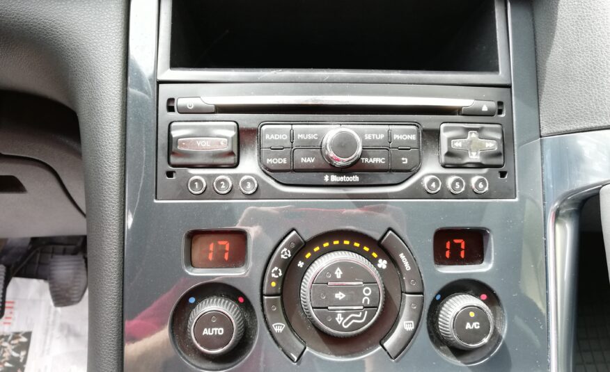 PEUGEOT 3008 1.6Cc HDI 115CV 2015