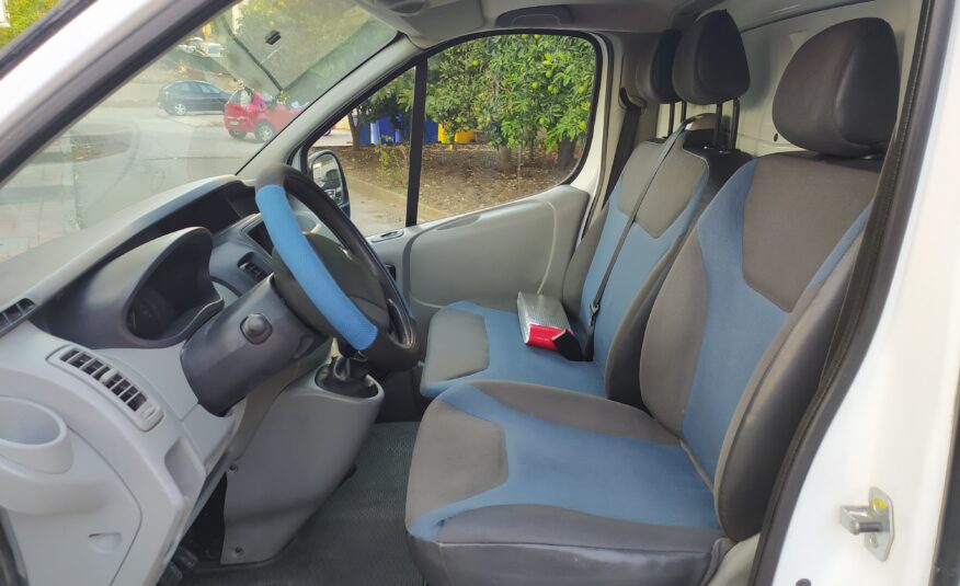 RENAULT TRAFIC 3 POSTI KM0 2.0Cc IVA ESPOSTA