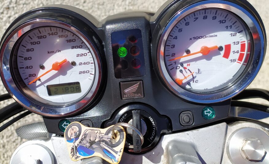HONDA HORNET 600CC
