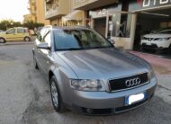 AUDI A4 1.9Cc 130CV GANCIO DI TRAINO 2004