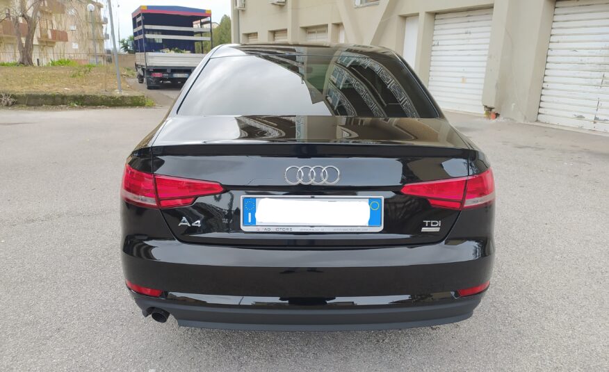 AUDI A4 ULTRA 2.0Cc 150CV IVA ESPOSTA – 2017