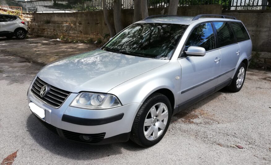 VOLKSWAGEN PASSAT 1.9Cc 130CV SW