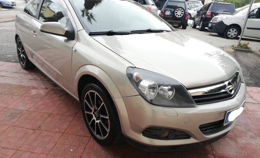 OPEL ASTRA GTC 1.7Cc 100CV 2007