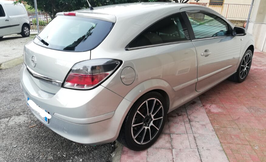 OPEL ASTRA GTC 1.7Cc 100CV 2007