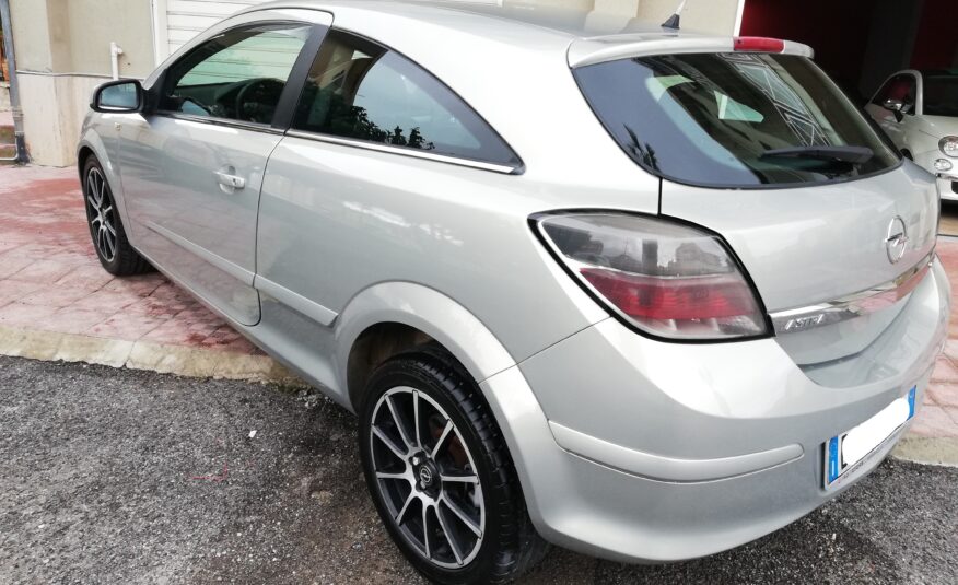 OPEL ASTRA GTC 1.7Cc 100CV 2007