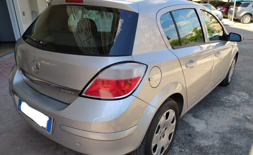 OPEL ASTRA COSMO 1.7Cc 2006