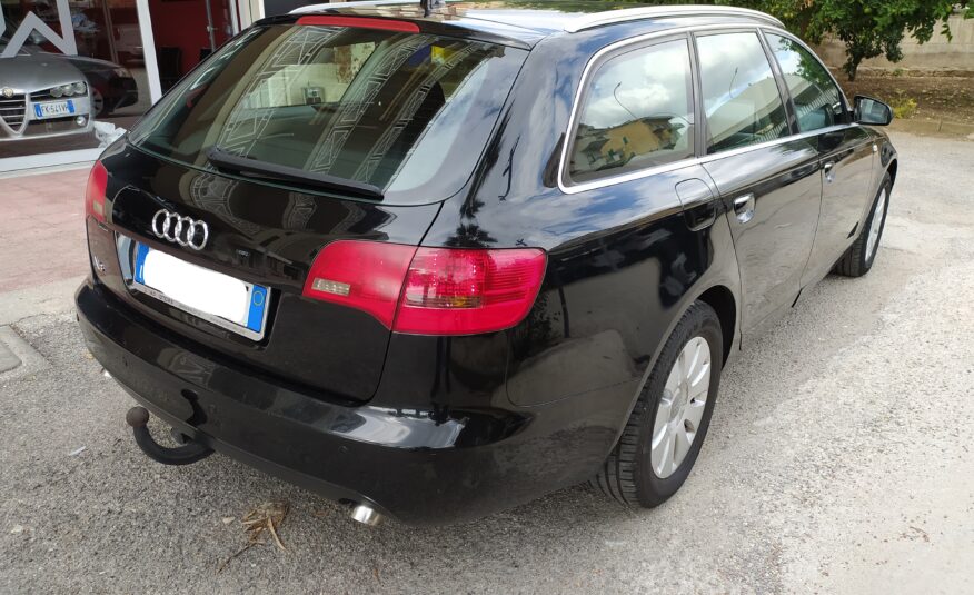 AUDI A6 2.0Cc 140CV SW GANCIO DI TRAINO 2006