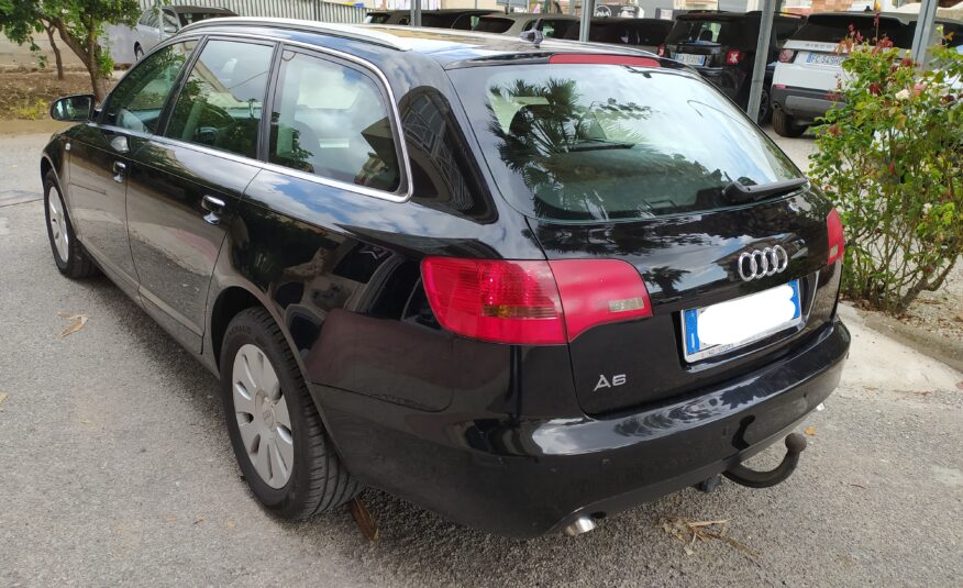 AUDI A6 2.0Cc 140CV SW GANCIO DI TRAINO 2006