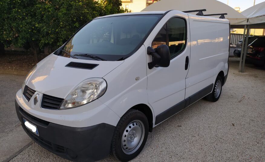 RENAULT TRAFIC 3 POSTI KM0 2.0Cc IVA ESPOSTA