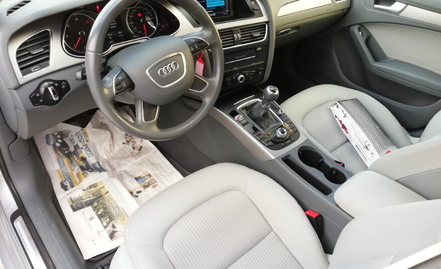 AUDI A4 2.0Cc 136CV “NAVI” – 2015