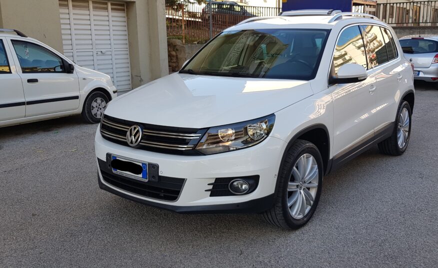VOLKSWAGEN TIGUAN NAVI 2.0 140cv 2012