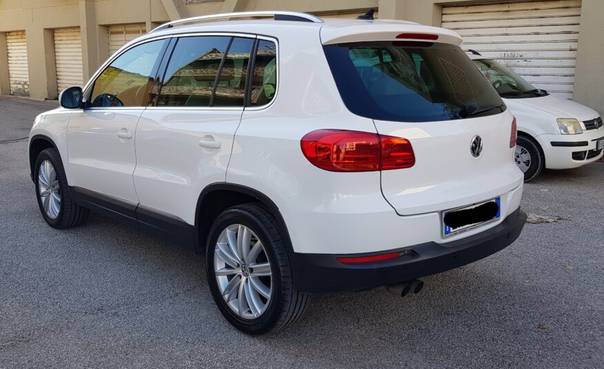 VOLKSWAGEN TIGUAN NAVI 2.0 140cv 2012
