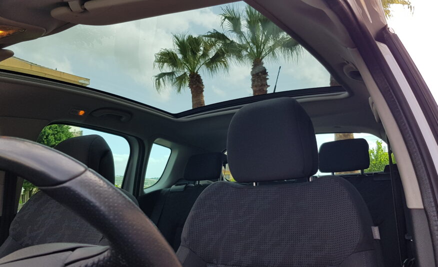 PEUGEOT 3008 HYBRID4 2.0 160cv/200cvH 2012