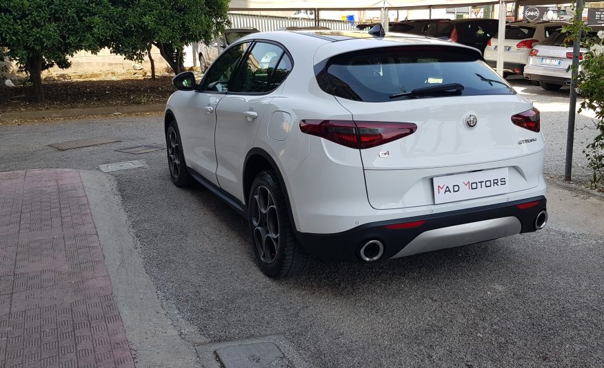 ALFA ROMEO STELVIO Q4 SPORT 2.2 210cv 2017 IVA ESP