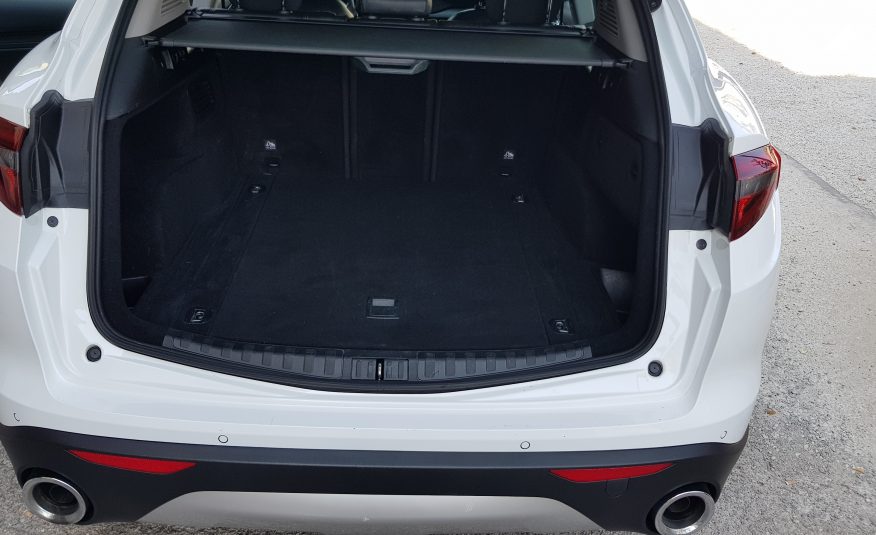ALFA ROMEO STELVIO Q4 SPORT 2.2 210cv 2017 IVA ESP