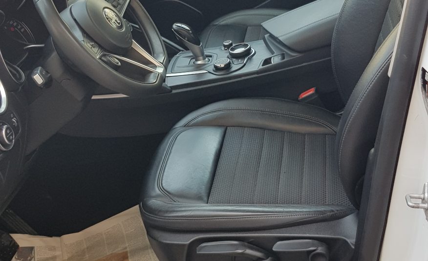 ALFA ROMEO STELVIO Q4 SPORT 2.2 210cv 2017 IVA ESP