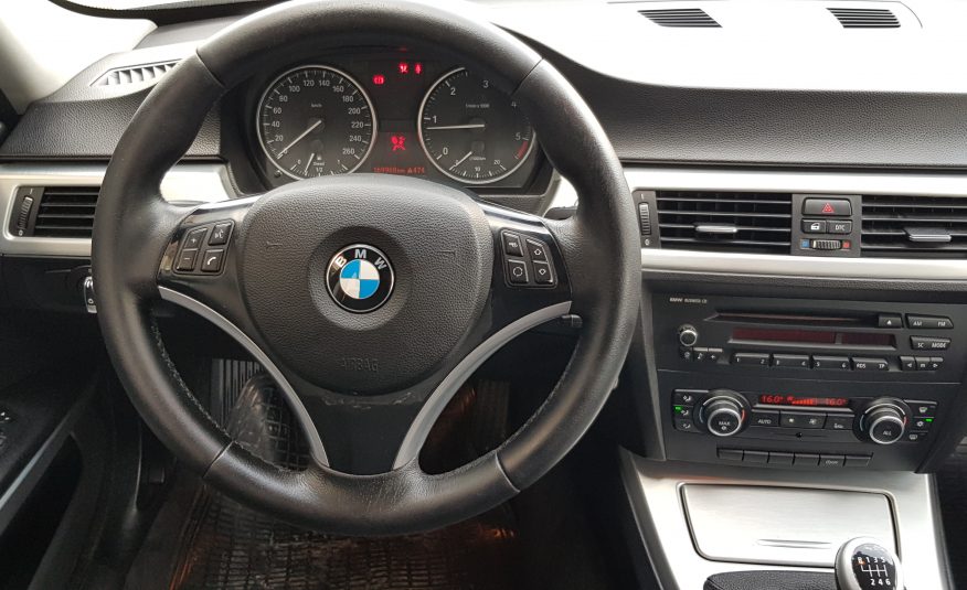 BMW 318d 2.0 143cv 2010