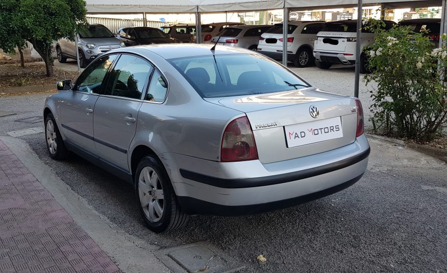 VOLKSWAGEN PASSAT 1.9 130cv 2001