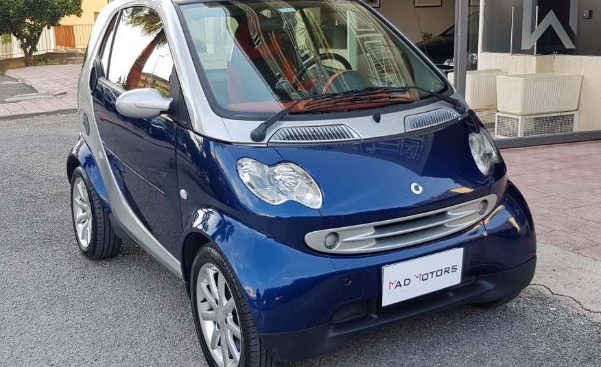 SMART FORTWO COUPE 700 61cv 2006