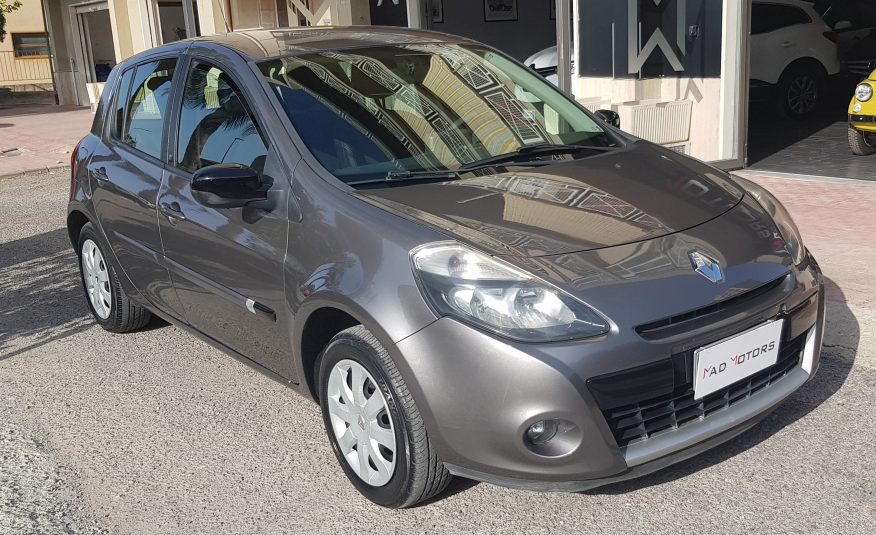 RENAULT CLIO 1.2 75cv GPL/ BENZ NEOPATENTATI 2011