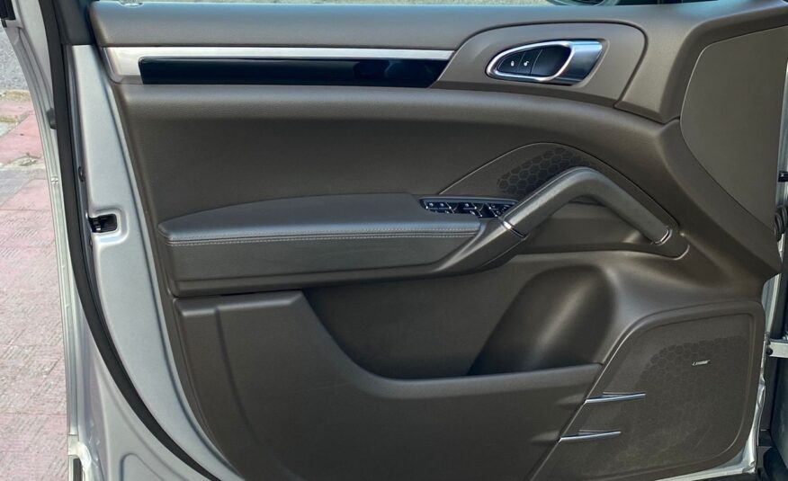 PORSCHE CAYENNE PLATINUM 3.0 250cv 2017 IVA