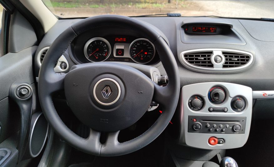 RENAULT CLIO RIPCURL 1.2 75cv NEOPATENTATI 2008
