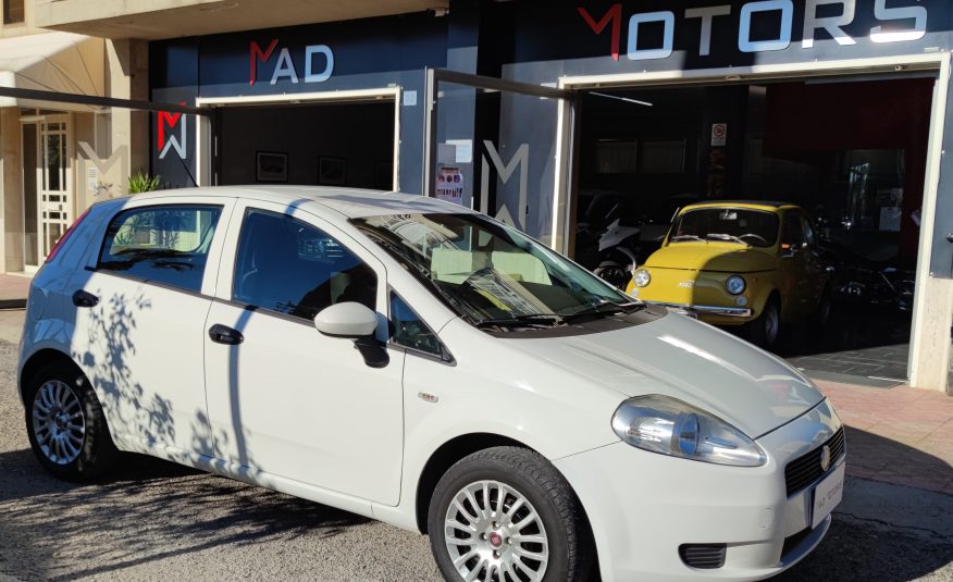 FIAT Punto 1.3 75cv 2010 NEOPATENTATI