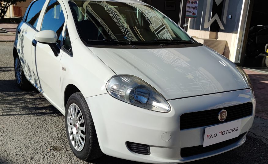 FIAT Punto 1.3 75cv 2010 NEOPATENTATI