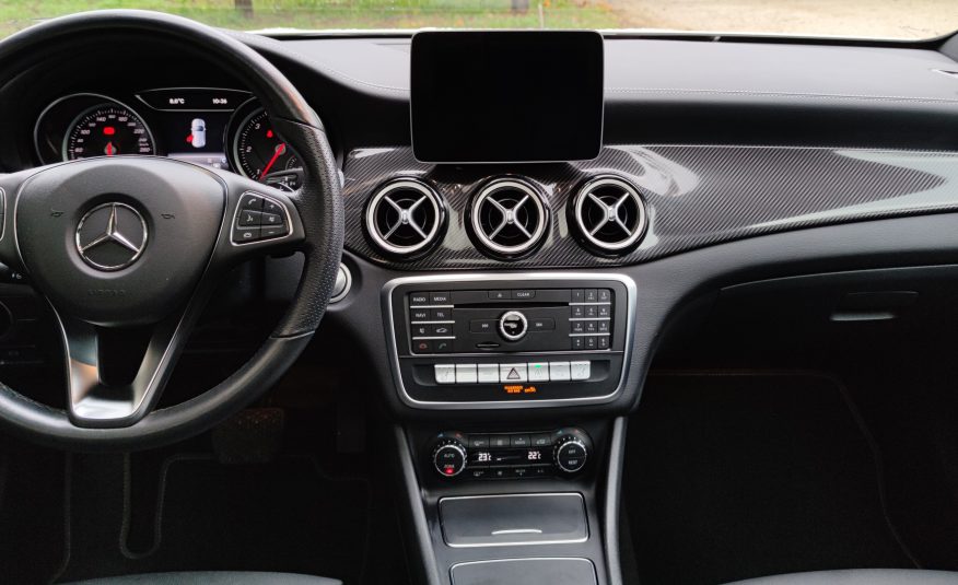 MERCEDES Classe GLA SPORT EDITION TETTO 2019