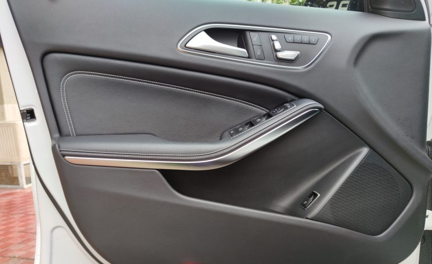 MERCEDES Classe GLA SPORT EDITION TETTO 2019