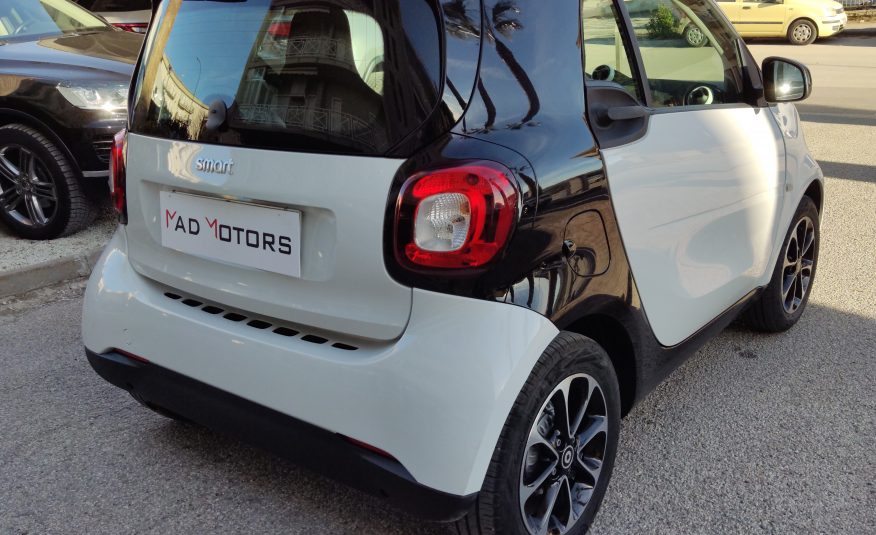 SMART FORTWO 1.0 70cv NEOPATENTATI 2015