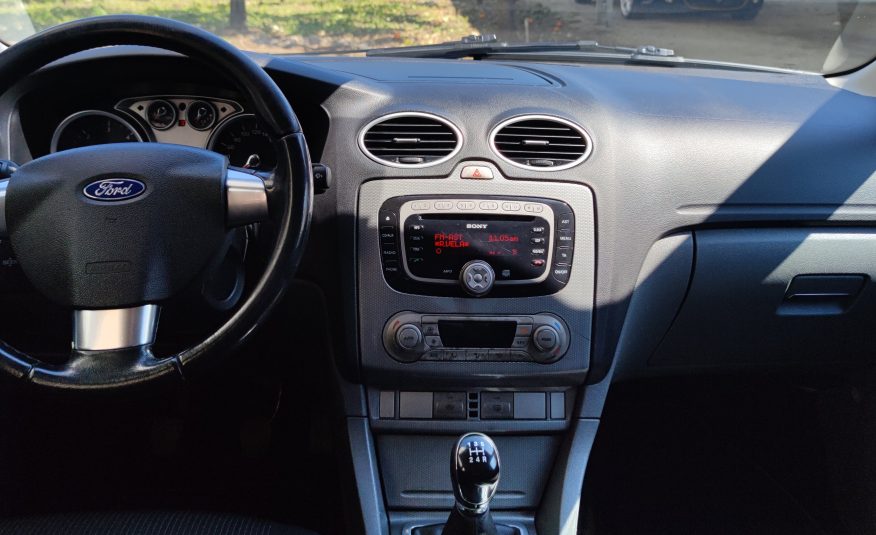FORD FOCUS 1.6 110cv ANNO 2010