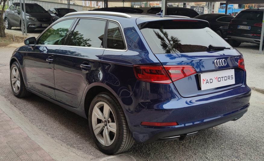 Audi A3 SPB 1.6 TDI clean diesel Ambition