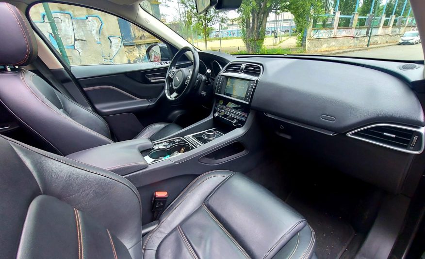 Jaguar F-Pace 2.0 D 180 CV AWD R-Sport  TETTO ANNO 2017 IVA