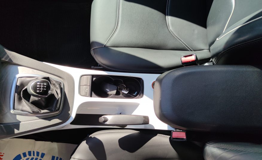 Ford Kuga TITANIUM 2.0 136 CV ANNO 2011 GANCIO
