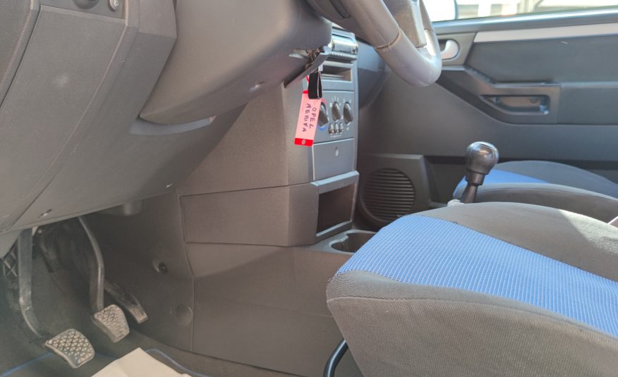 Opel Meriva 1.7 DTI 75cv NEOPATENTATI ANNO 2005
