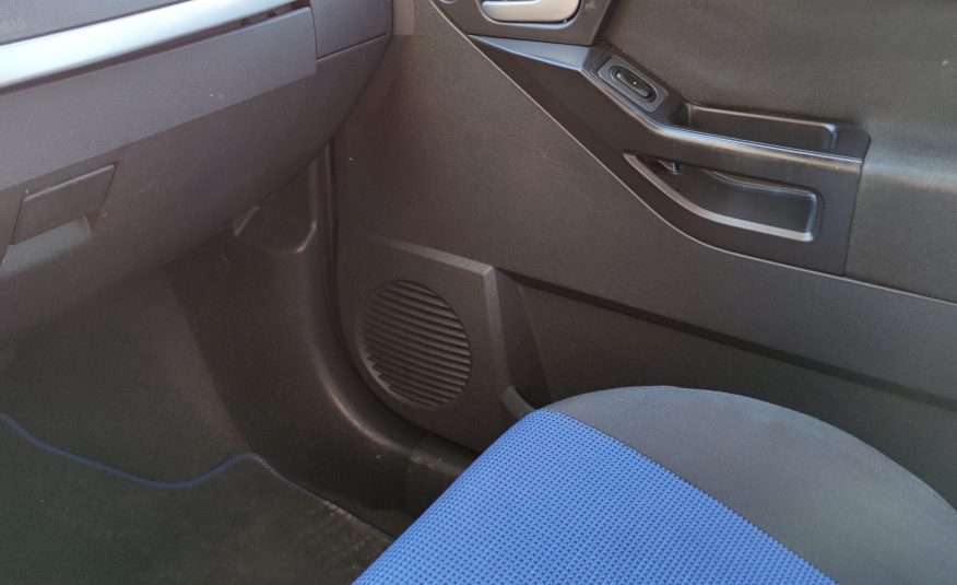Opel Meriva 1.7 DTI 75cv NEOPATENTATI ANNO 2005