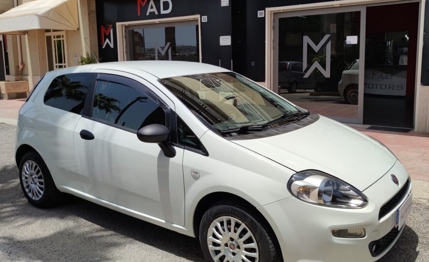 Fiat Punto 1.3 MJT 75 CV ANNO 2014 NEOPATENTATI
