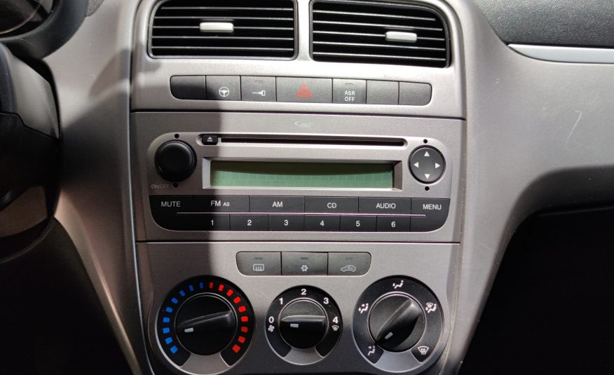 Fiat Punto 1.3 MJT 75 CV ANNO 2014 NEOPATENTATI