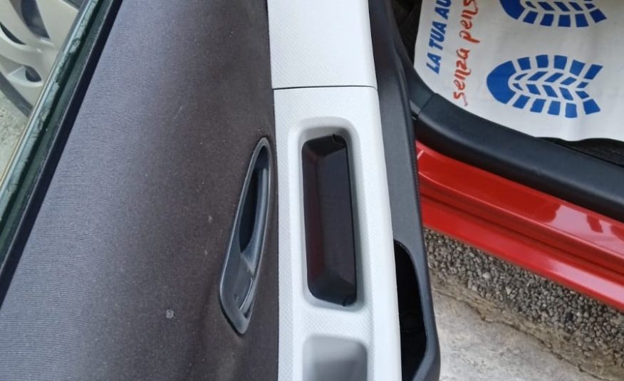 Toyota Yaris 1.0 69CV ANNO 2009 NEOPATENTATI