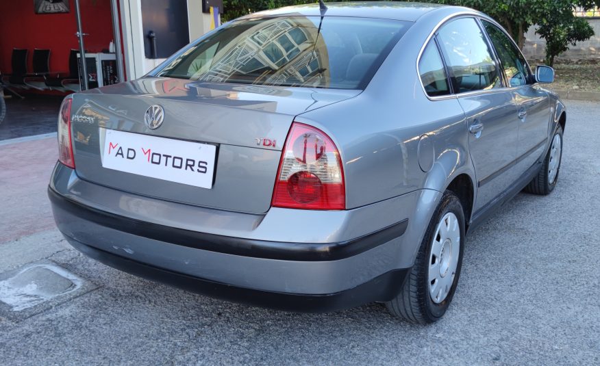 Volkswagen Passat 1.9 130cv ANNO 2002