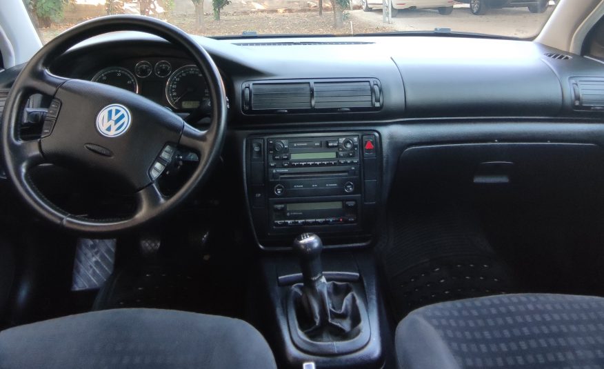 Volkswagen Passat 1.9 130cv ANNO 2002