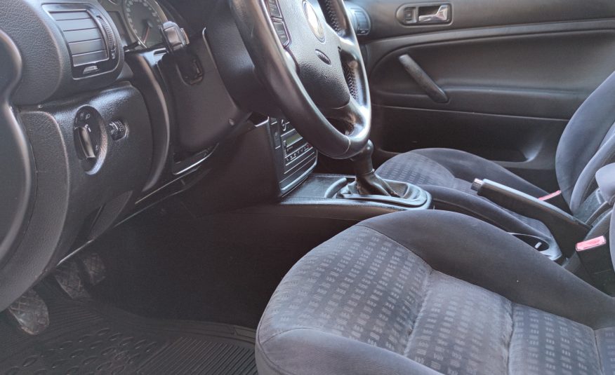 Volkswagen Passat 1.9 130cv ANNO 2002