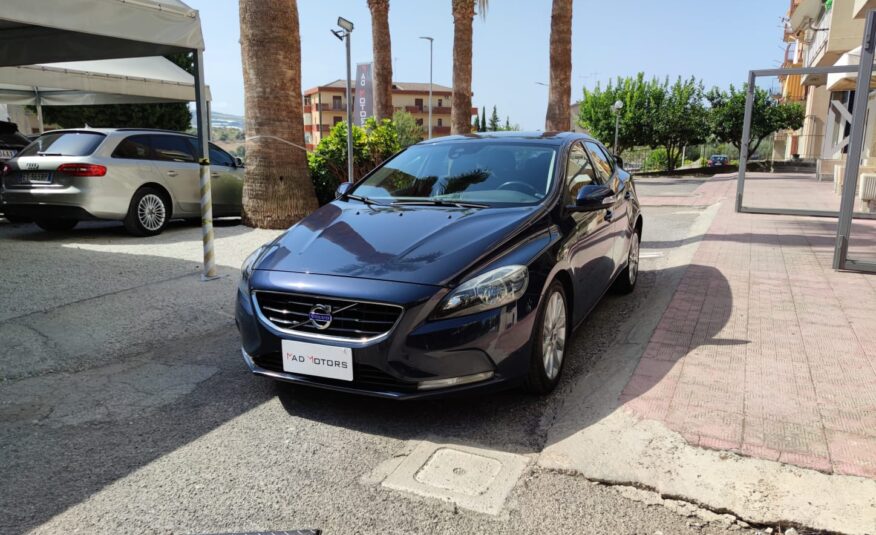 Volvo V40 D2 1.6 115cv ANNO 2015 IVA