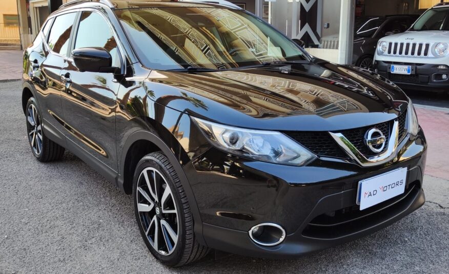 Nissan Qashqai 1.6 130CV N-Connecta TETTO ANNO 2017