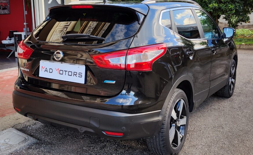 Nissan Qashqai 1.5 110CV Tekna TETTO 2015