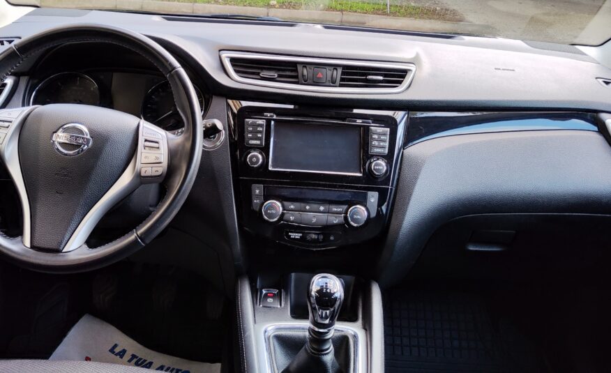 Nissan Qashqai 1.5 110CV Tekna TETTO 2015