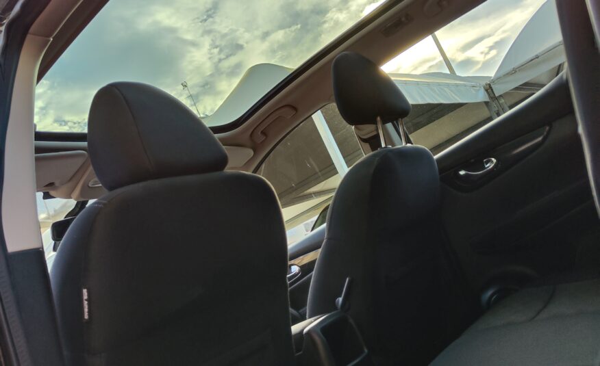 Nissan Qashqai 1.5 110CV Tekna TETTO 2015