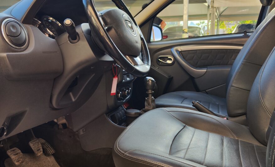 Dacia Duster 1..5 110CV ANNO 2014 GANCIO